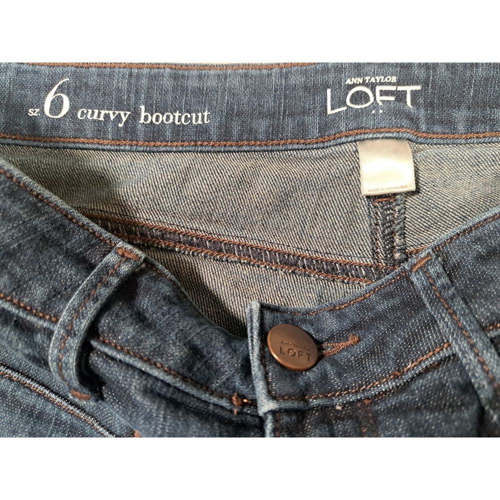 Ann Taylor Loft Curvy Bootcut Jeans Dark Wash Denim Blue Size 6 Womens - Picture 3 of 6